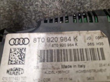 AUDI A5 PŘÍSTROJOVÁ DESKA BUDÍKY UK 8T0920984K