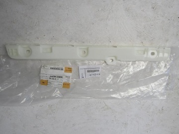 BMW M4 G82 ślizg progu prawego 51778076446