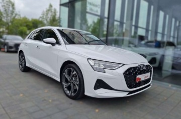 Audi A3 8Y Sportback Facelifting 1.5 35 TFSI 150KM 2025 Audi A3 Sportback 35TFSI 150KM Advanced Stronic AppConnectLampyLEDKameraCo, zdjęcie 25