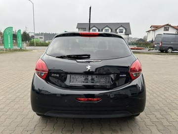 Peugeot 208 I Hatchback 5d Facelifting 1.2 PureTech 82KM 2015 Peugeot 208 Klima*Pdc*Tylko 86000km, zdjęcie 4