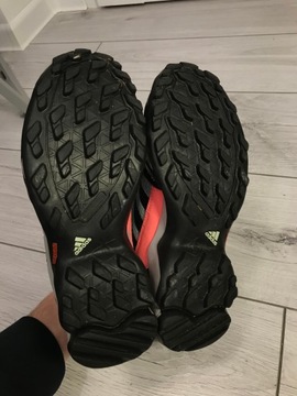 Трекинговые кроссовки Adidas Terrex High, размер 38.