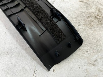 C-HR CHR ОБОРУДОВАННАЯ КРЫШКА СПРАВА СПРАВА