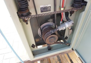 ШИРОКОЛЕНТОЧНО-ШЛИФОВАЛЬНЫЙ СТАНОК SCM SANDYA WIN CS 63 МОЩНОСТЬ: 4 кВт ПОДАЧА: 0,55 кВт