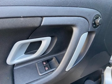 Skoda Fabia II Kombi 1.4 i 16V 85KM 2009 Skoda Fabia Skoda Fabia 1.4 MPI 5- Drzwi Klimatyzacja Bez Korozji Full Ser, zdjęcie 26