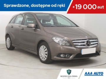Mercedes Klasa B W246 Sports Tourer 220 CDI BlueEFFICIENCY 170KM 2013 Mercedes B B 220 CDI, 167 KM, Automat, Klima
