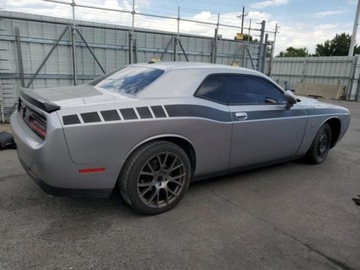 Dodge Challenger III 2017 Dodge Challenger 2017 DODGE CHALLENGER RT, silnik benzynowy 5.7 L 5.7, zdjęcie 3