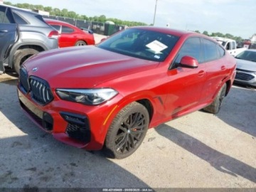 BMW X6 G06 2023 BMW X6 2023r., 4x4, 3.0L 3.0 Benzyna 335KM, zdjęcie 1