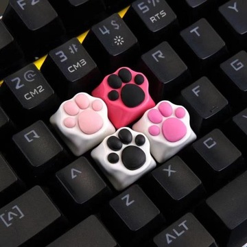 Специальный игровой колпачок белого и черного цвета