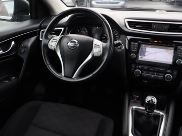 Nissan Qashqai II Crossover 1.5 dCi 110KM 2016 Nissan Qashqai 1.5 dCi, Navi, Klima, Klimatronic, zdjęcie 6