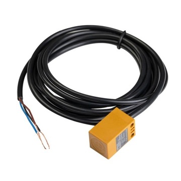 Czujnik Indukcyjny Zbliżeniowy 5mm Omron TL-Q5MC1-Z 10-30V DC