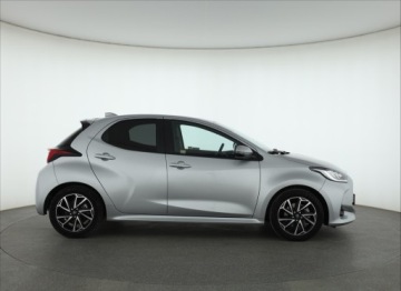 Toyota Yaris IV Hatchback 1.5 Hybrid Dynamic Force 116KM 2023 Toyota Yaris 1.5 VVT-i Hybrid, Salon Polska, zdjęcie 5