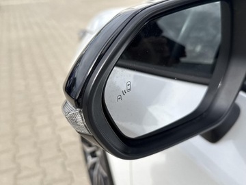 Toyota Corolla XII TS Kombi Facelifting 2.0 Hybrid Dynamic Force 196KM 2023 Toyota Corolla 2.0 Hybrid GR Sport Dynamic Seria E, zdjęcie 23