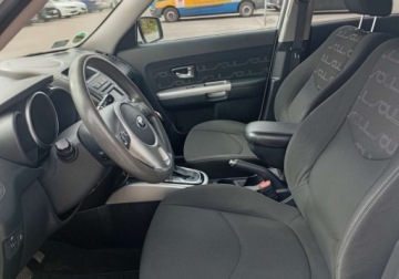 Kia Soul I Crossover Facelifting 1.6 CRDi 128KM 2012 Kia Soul Zarejestrowany - ubezpieczony - automat - 1,6 - 128 KM 1.6 Diesel, zdjęcie 17