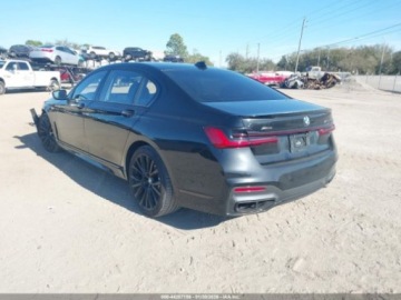 BMW Seria 7 G11-G12 2021 BMW Seria 7 M760i xDrive 2021 6.6 Benzyna 600KM, zdjęcie 10