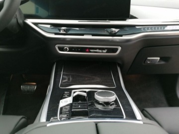 BMW X5 G05 SUV Facelifting 3.0 40d 352KM 2026 BMW X5 xDrive40d Sport Suv 3.0 (352KM) 2026, zdjęcie 14