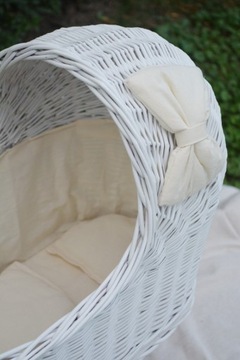 WÓZEK WIKLINOWY dla lalek +KOŁYSKA biały pościel