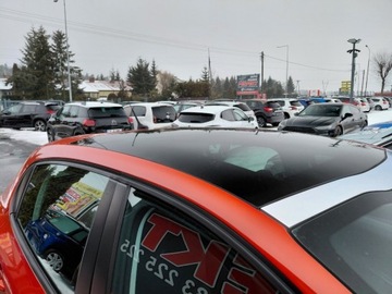 Peugeot 208 I Hatchback 5d Facelifting 1.2 PureTech 82KM 2017 Peugeot 208 Allure Navi Kamera Panorama Podgrzewane fotele Elektryka PDC A, zdjęcie 7