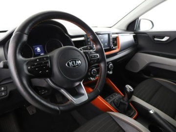 Kia Stonic I Crossover 1.0 T-GDI 120KM 2017 Kia Stonic Niski przebieg Historia serwisowa Navi, zdjęcie 13