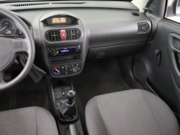 Opel Corsa C 1.0 Twinport ECOTEC  60KM 2004 Opel Corsa 1.0, Salon Polska ,Bezkolizyjny, zdjęcie 7