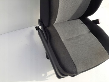 SEDADLO PRAVÝ PŘEDNÍ DAIHATSU CUORE VI L251 03-07 3D