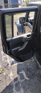 DVEŘE JEEP WRANGLER JK LEVÝ ZADNÍ KOMPLETNÍ