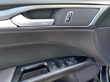 Ford Mondeo V Liftback 1.5 EcoBoost 160KM 2016 FORD MONDEO V liftback 1.5l benzyna 160KM * Bezwypadkowy * Salon PL* ASO, zdjęcie 7