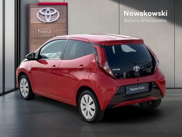 Toyota Aygo II Hatchback 3d Facelifting 1.0 VVT-i 72KM 2019 Toyota Aygo 1.0 VVT-i X-play II (2014-) 1.0 VVT-i, zdjęcie 28