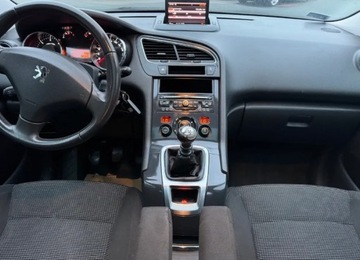 PEUGEOT 5008 I 1 0U 0E SKLO (OKNO) VÍKO KUFRU KUFRU KTVD ČERNÁ KOMPLETNÍ