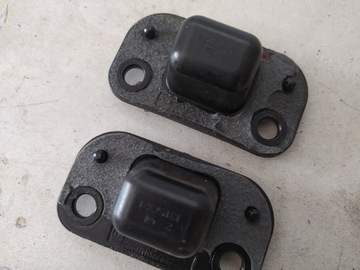 РОЗЕТКА РАЗДВИЖНОЙ ДВЕРИ OPEL COMBO C 13157321