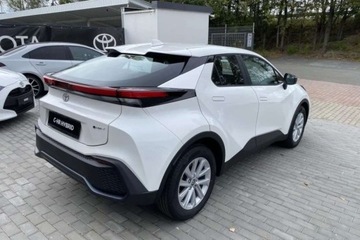 Toyota C-HR II SUV 1.8 Hybrid 140KM 2025 Toyota C-HR 1.8 HEV 140KM Duzy rabat Od reki Wersja Comfort 1.8 140KM, zdjęcie 13