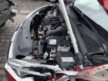 Peugeot 208 I Hatchback 5d Facelifting 1.2 PureTech 82KM 2018 Peugeot 208 Klimatyzacja Kamera, zdjęcie 15