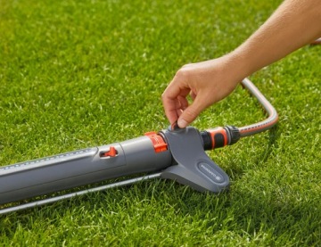 Осциллирующий дождеватель GARDENA AquaZoom S 9-150 м2
