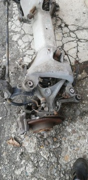 БАЛКА ЗАДНЕЙ ПОДВЕСКИ PEUGEOT 407 В КОМПЛЕКТЕ