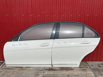 MERCEDES W204 08-11 DRZWI 650 LEWY TYŁ ORYGINAŁ W KOLOR