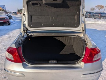 Peugeot 407 Sedan 2.0 HDi 136KM 2010 Peugeot 407 Navi Elek. i Podgrzewane fotele Klima Alu Serwis Gwarancja 2.0, zdjęcie 38