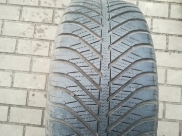 205/55R16 Goodyear Vector 4 Seasons