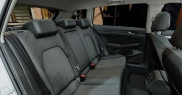 Volkswagen Golf VIII Hatchback Facelifting 2.0 TDI 150KM 2026 Volkswagen Golf Variant Life Plus 2.0 TDI 150 KM DSG 2.0 Diesel 150KM, zdjęcie 5