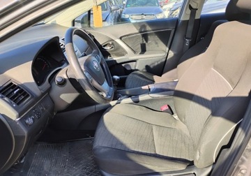 Toyota Avensis III Sedan Facelifting 1.8 Valvematic 147KM 2012 Toyota Avensis 2012r, 1.8 LPG. Uszkodzony przod. Jezdzi. 1.8 BenzynaLPG, zdjęcie 6