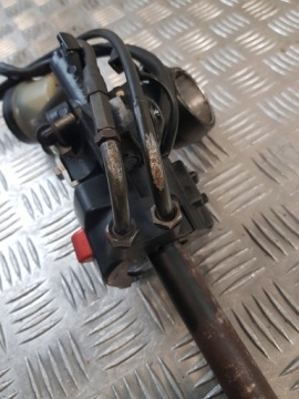 ПРАВЫЙ РУЛЬ + БАК + ПРАВЫЙ ПЕРЕКЛЮЧАТЕЛЬ HONDA CBR 900RR SC33