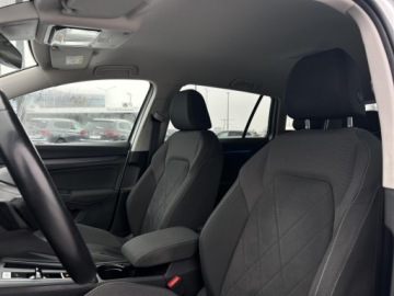 Volkswagen Golf VIII Variant 1.5 eTSI 150KM 2022 Volkswagen Golf APP!Tempomat ACC!Ambiente!Podgrzew, zdjęcie 11