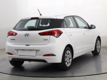 Hyundai i20 II Coupe 1.2 MPI 84KM 2017 Hyundai i20 1.2, Salon Polska, 1. Właściciel, zdjęcie 4