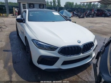 BMW 2022 BMW M8 2022r, M8, 4.4L, 4x4 4.4 Benzyna 617KM, zdjęcie 2