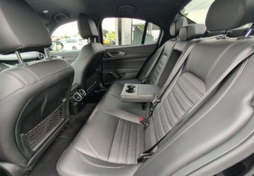 Alfa Romeo Giulia II Sedan Facelifting 2.9 Turbo 510KM 2022 Alfa Romeo Giulia 2.9 Bi Turbo V6 Quadrifoglio SalonPL FVat Bogaty 510KM, zdjęcie 9