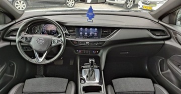 Opel Insignia II Sports Tourer Facelifting 2.0 Diesel 174KM 2021 Opel Insignia 2.0D 174kM Automat Led Kamera El. Klapa Grzana Szyba Serwis, zdjęcie 4