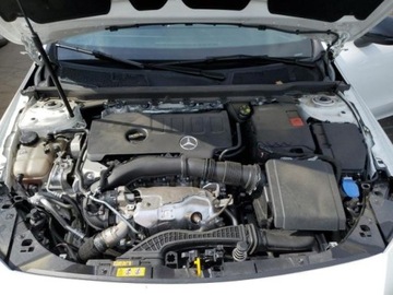 Mercedes CLA C118/X118 2023 Mercedes-Benz CLA 2023, 2.0L, 4x4, od ubezpieczalni, zdjęcie 10