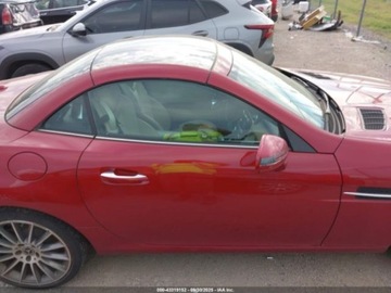 Mercedes SLC 2020 Mercedes-Benz SLC 300 2020 2.0l 2.0 Benzyna 241KM, zdjęcie 6