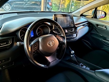 Toyota C-HR I Crossover 1.8 Hybrid 122KM 2019 Toyota C-HR Niski przebieg Zadbana 1.8 Hybryda 122KM, zdjęcie 4