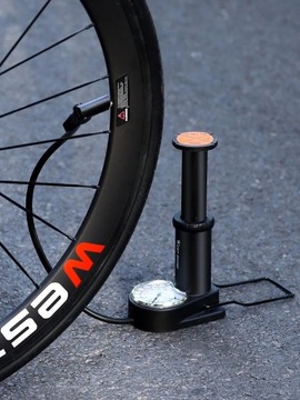 ВЕЛОСИПЕДНЫЙ НАСОС С МАНОМЕТРОМ ВЕЛОСИПЕДНЫЙ НАСОС ДЛЯ МЯЧЕЙ, ВОЗДУШНЫХ ШАРОВ, НОЖНОГО МАНОМЕТРА