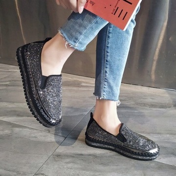 Buty damskie na platformie z pojedynczym butem