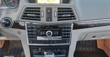 Mercedes Klasa E W212 Coupe 200 CGI BlueEFFICIENCY 184KM 2011 Mercedes-Benz Klasa E Wzorowy E 200 Coupe - 118 Tkm - Bezwypadkowy 1.8, zdjęcie 21